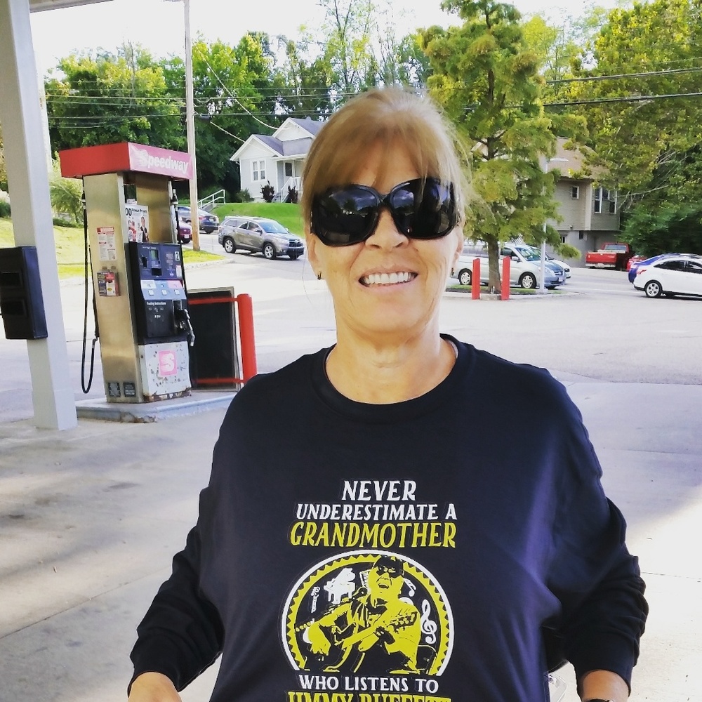 Meet your Posher, Sandra
